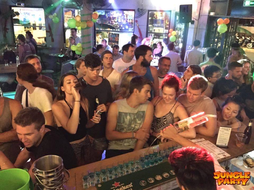 Hue Nightlife (Vietnam) - Best Bars and Nightclubs [2025]