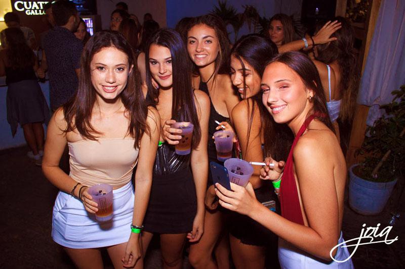 Lima Nightlife: Best Bars and Nightclubs [2024]