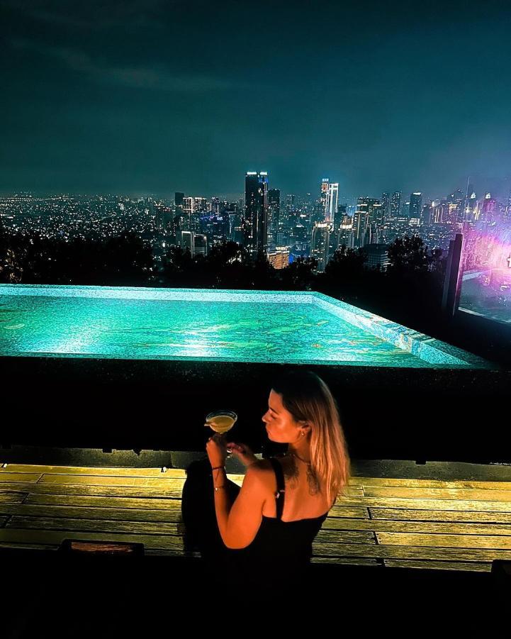 Top 10 Rooftop Bars in Jakarta (2024)