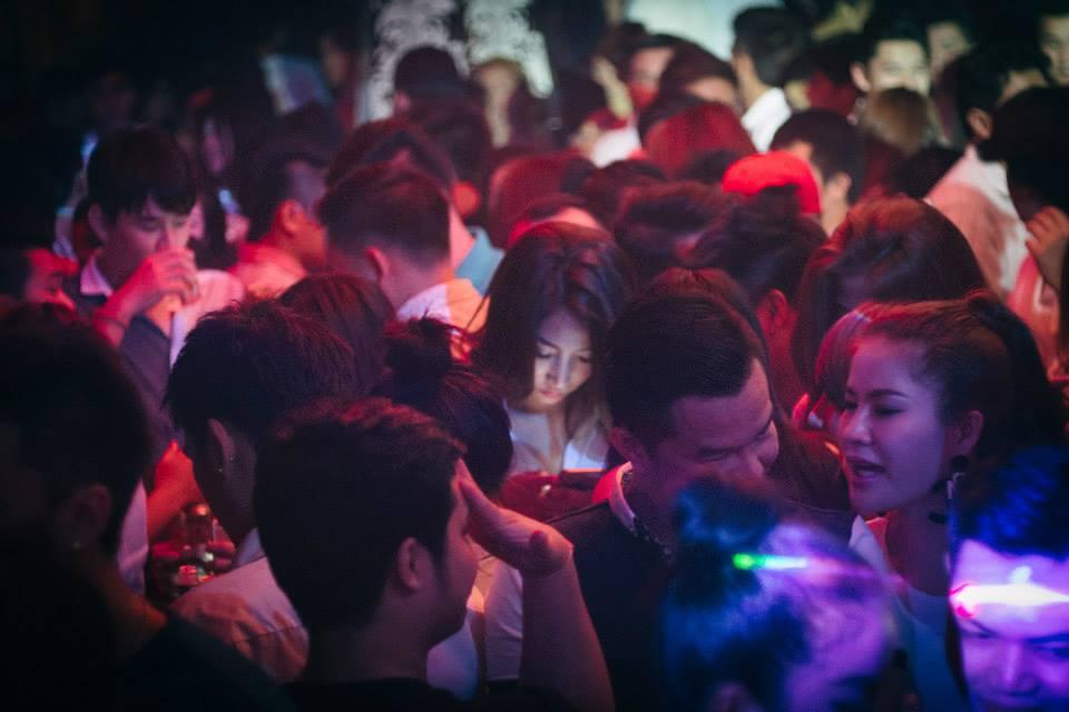 Vientiane Nightlife: Best Bars and Clubs [2024]