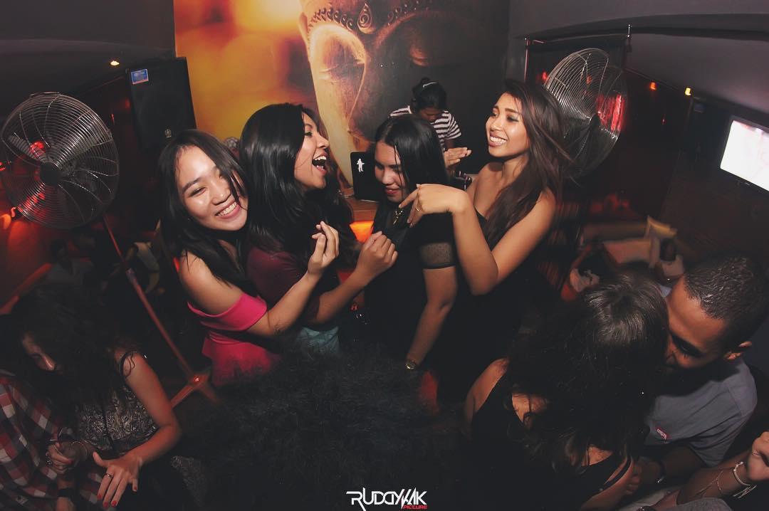 Yogyakarta Nightlife: Best Bars and Clubs [2025]