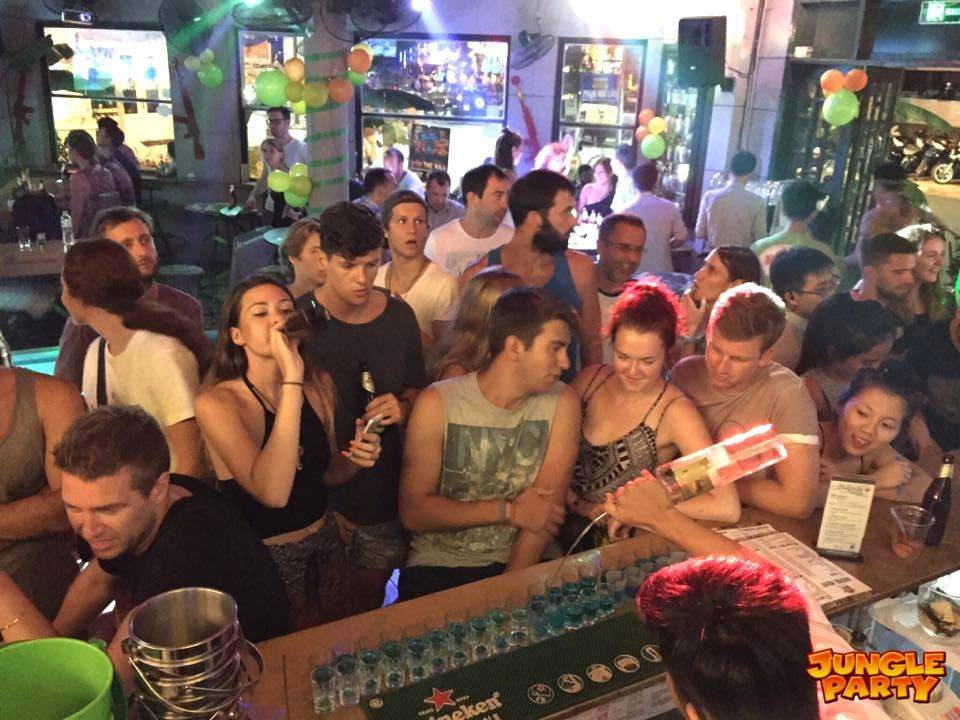 Hue Nightlife (Vietnam) - Best Bars and Nightclubs (2024)